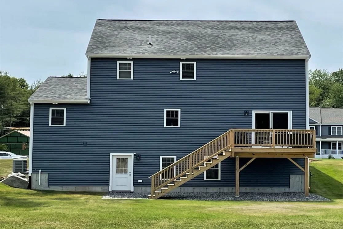 Back-Yard-Deck